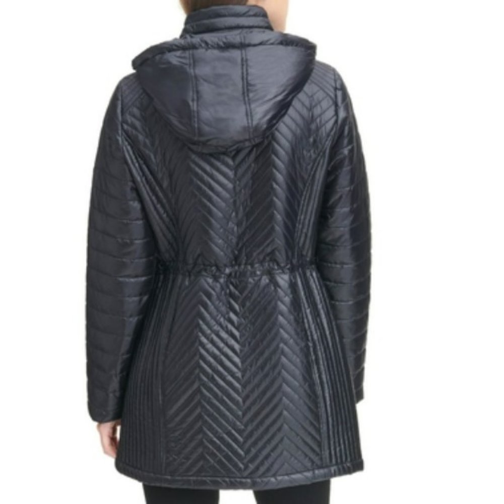 Karl Lagerfeld Paris Quilted Hood Black Lightweight Winter Jacket Size M - Picture 2 of 15